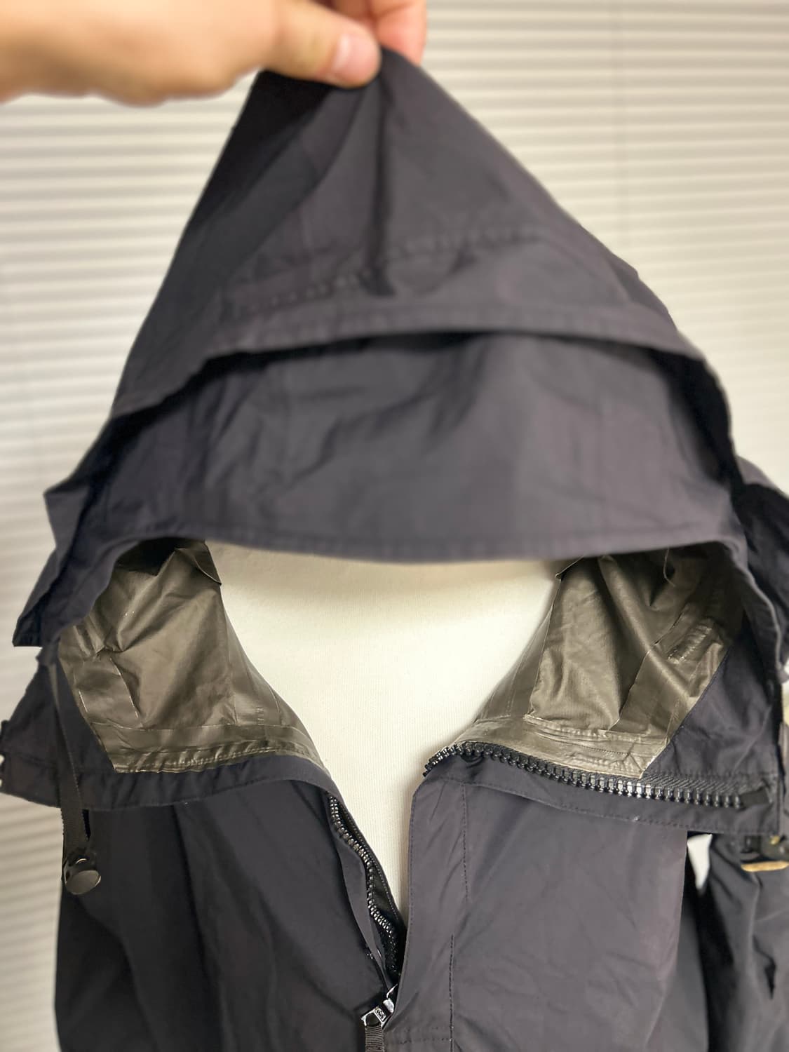 비즈빔 고어텍스 올블랙 아노락 노마드 풀오버 자켓 M 상품이미지3