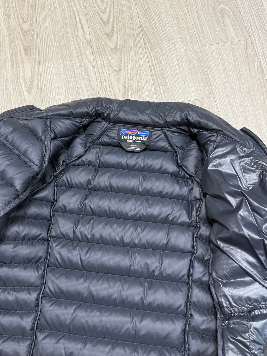 파타고니아 다운스웨트 경량패딩 상품이미지4
