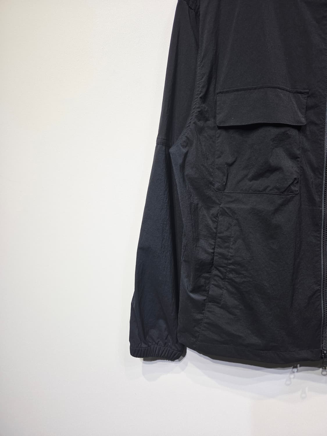 스노우피크 블랙 후드 바람막이 자켓 상품이미지4