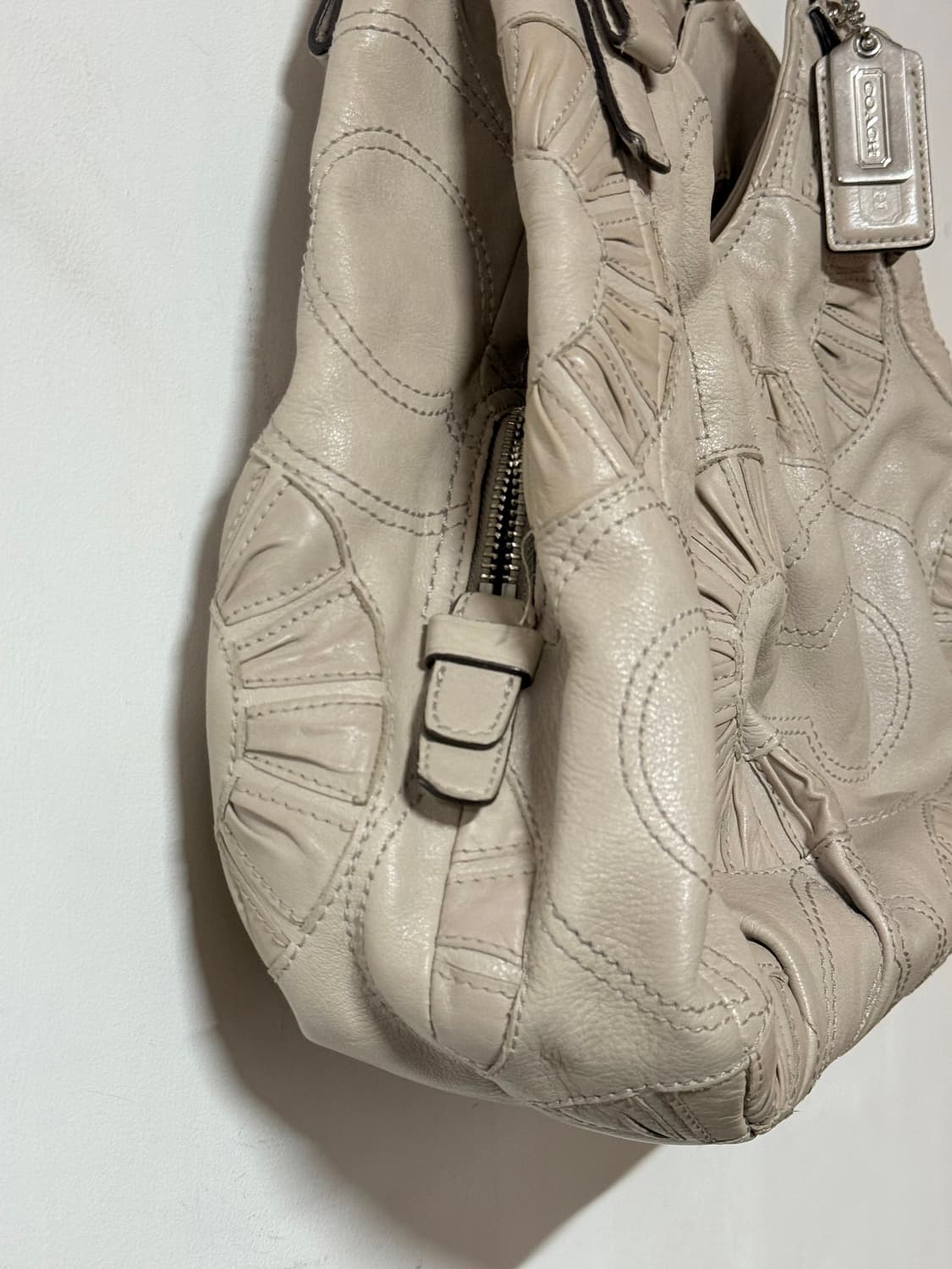 🤍정품 코치 Y2K 패치워크 레더 호보백 숄더백 크림베이지 상품이미지5