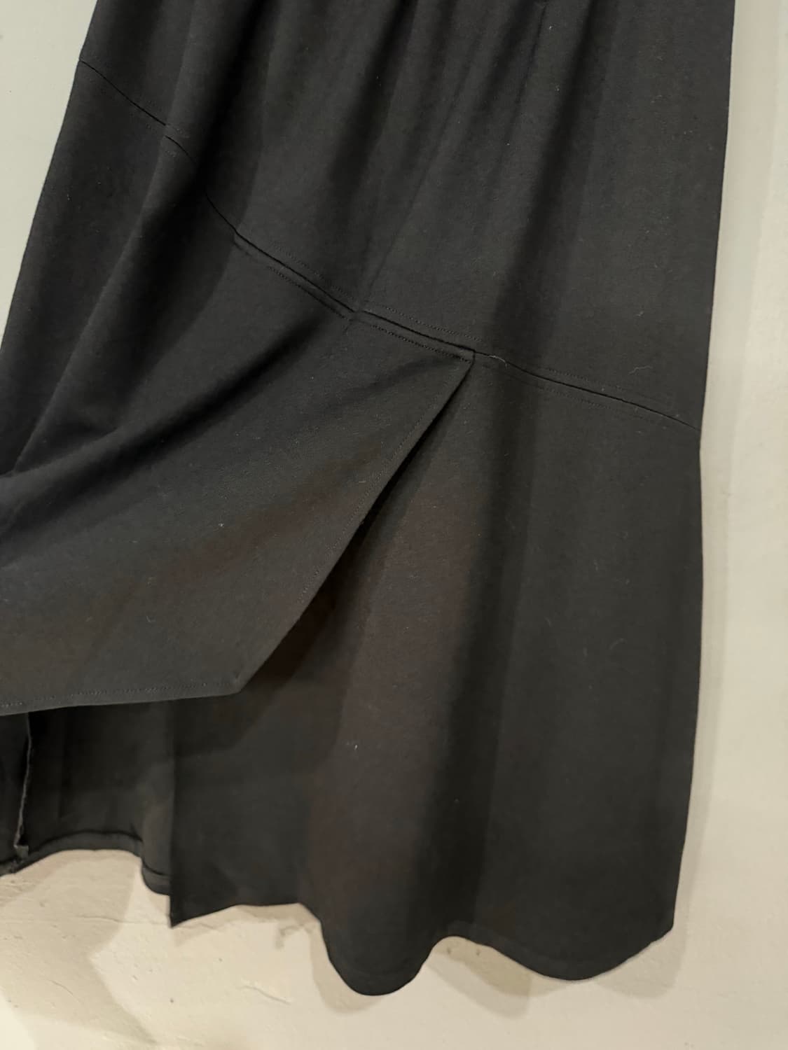 diagonal cutting asymmetric skirt 상품이미지7