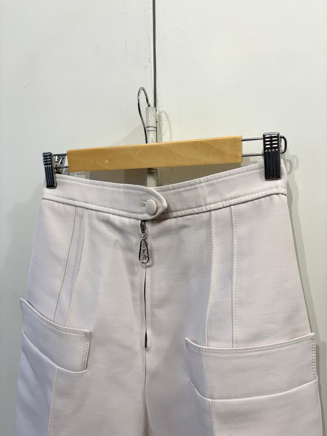 루이비통 스트럭처 패널 슬랙스 팬츠 상품이미지2