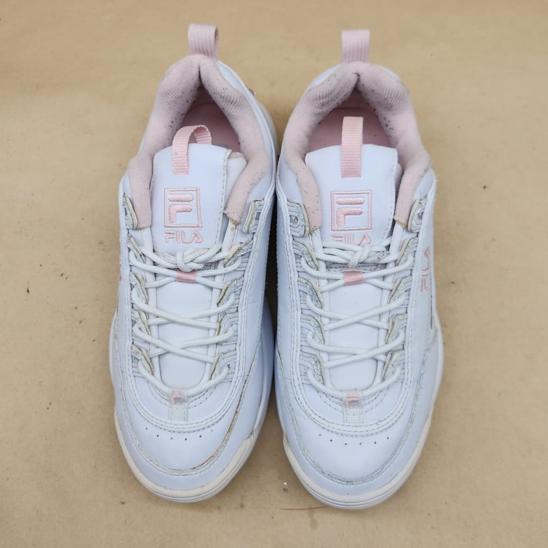 휠라 디스럽터2 여성운동화250 상품이미지2