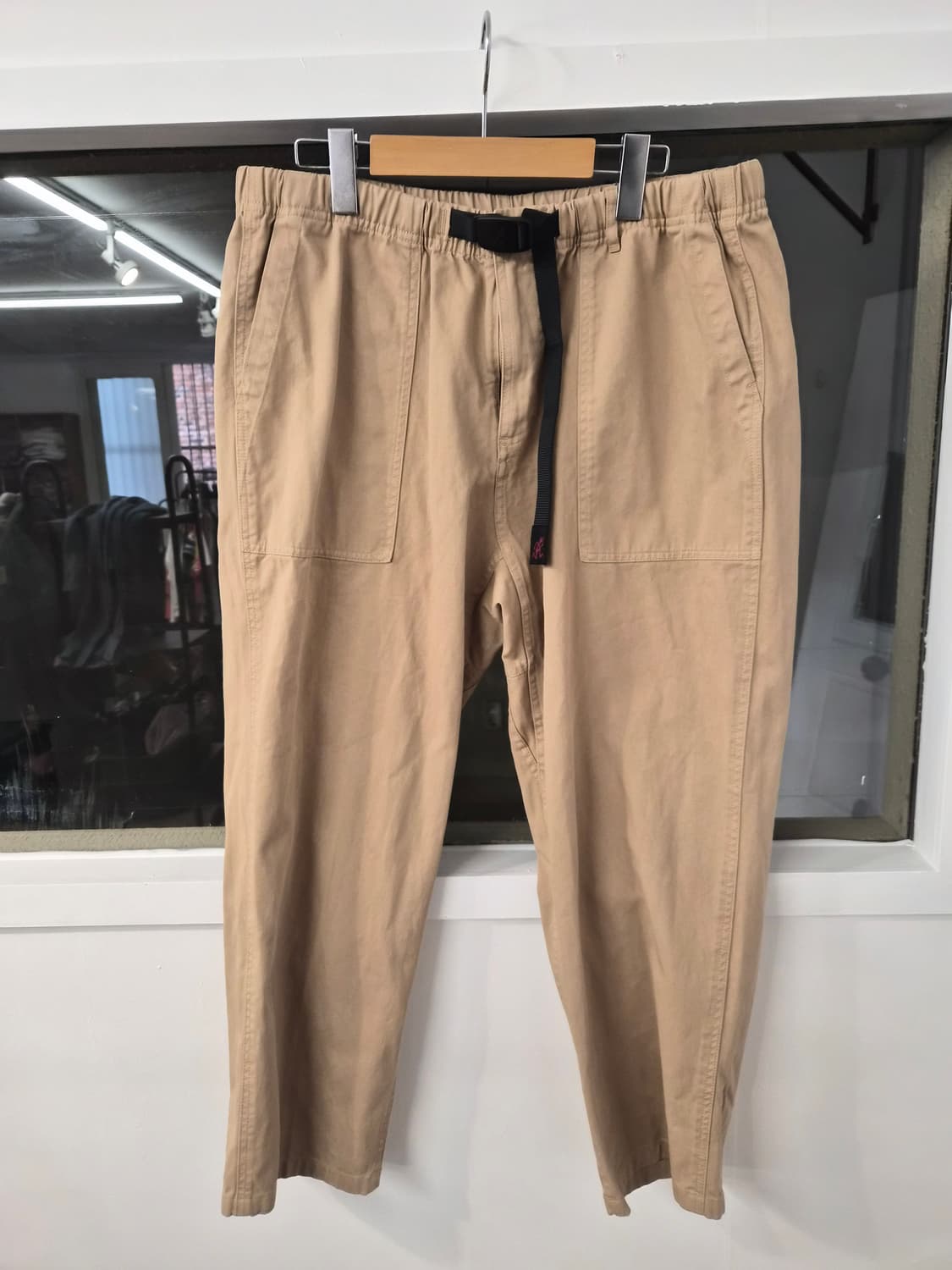 XL) 그라미치 루즈 테이퍼드 팬츠 팝니다 상품이미지1