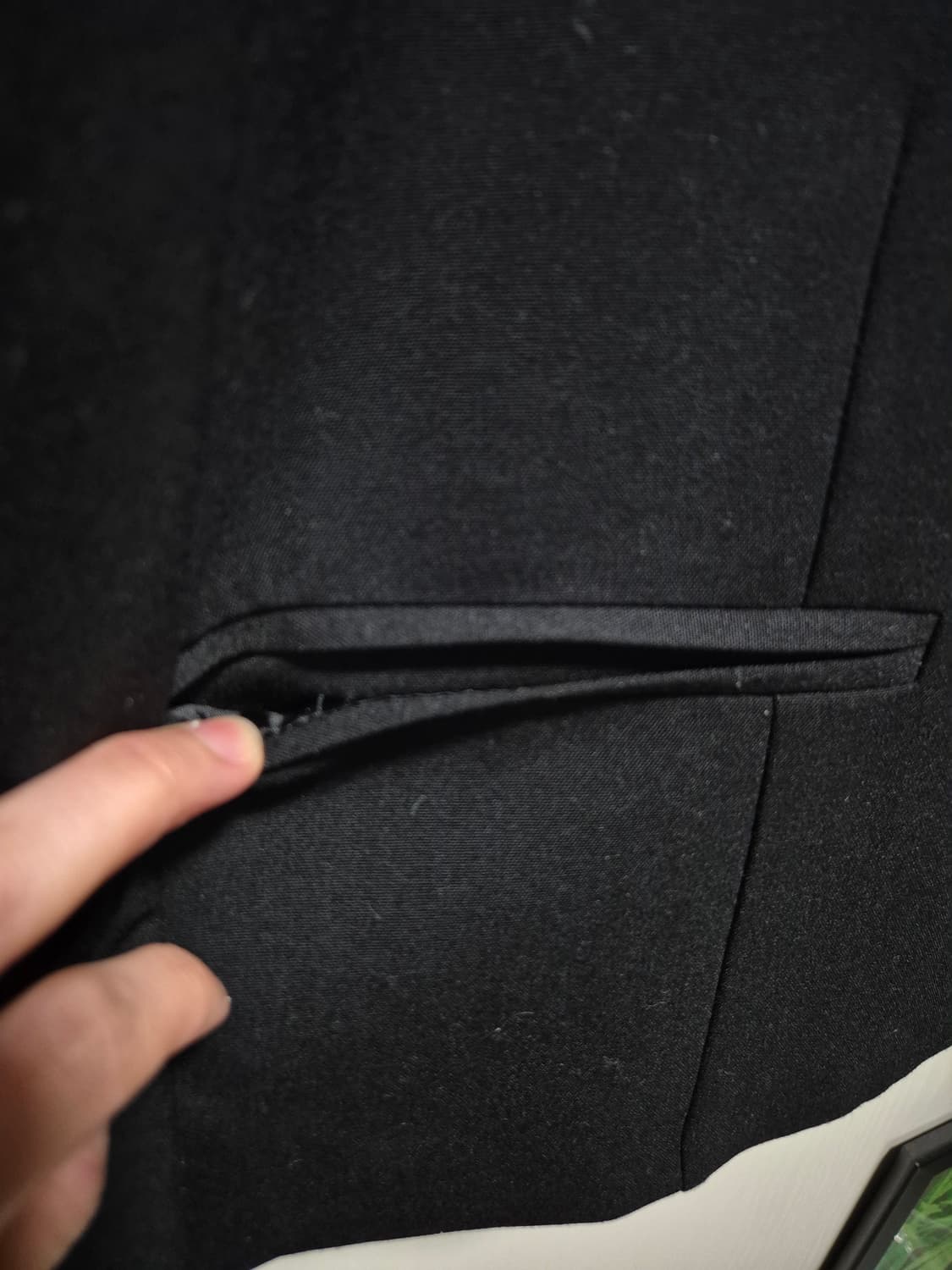 (세일)(새상품)LOiNG 블랙 크롭 자켓 상품이미지3