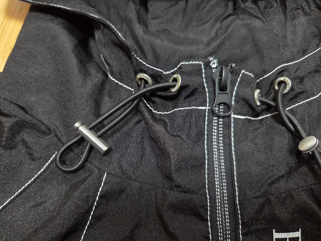 로맨틱크라운(RWTCRW) 유틸리티 후드 윈드브레이커 점퍼 상품이미지6