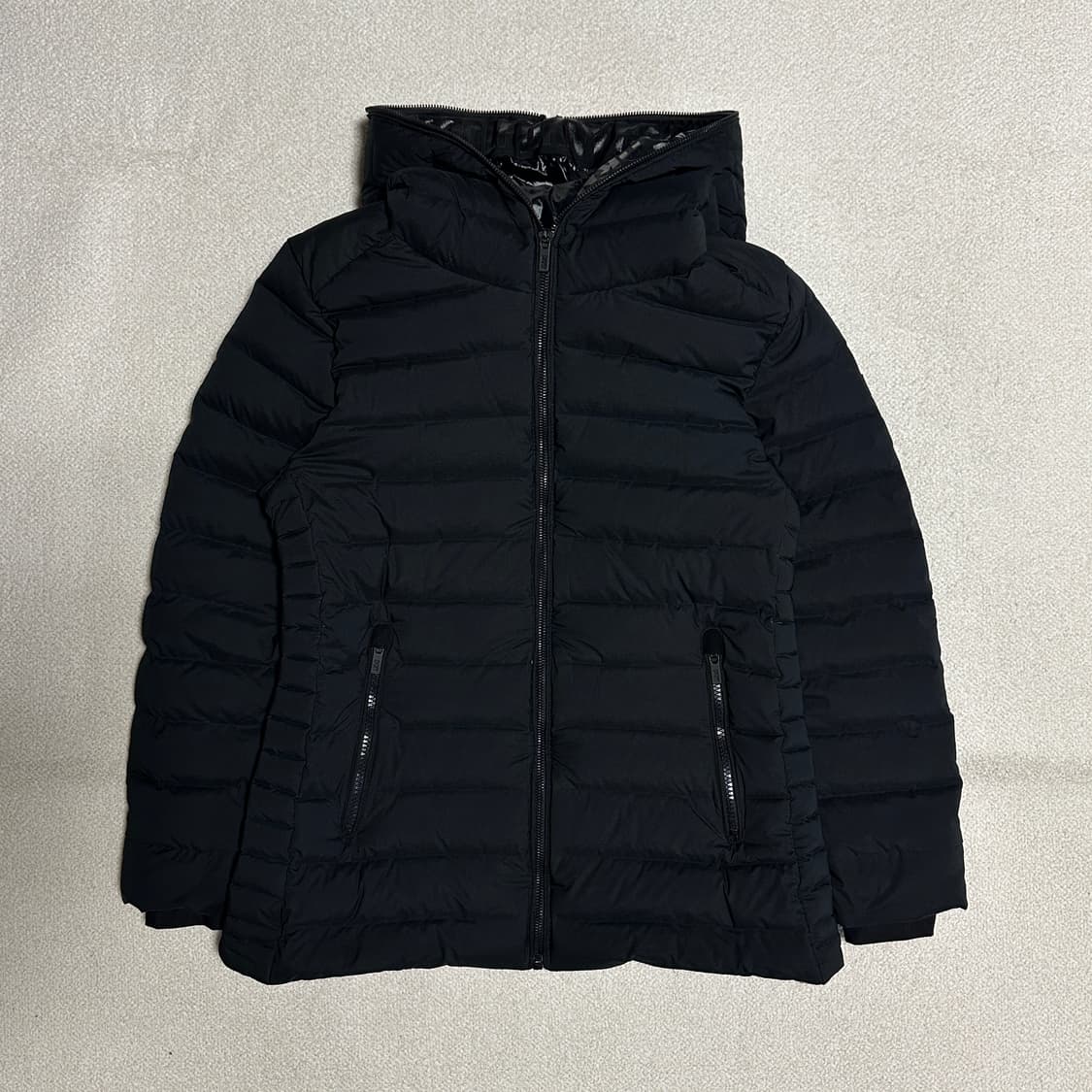 DKNY GOLF 여성 헝가리구스 심리스 스윙 다운 상품이미지2