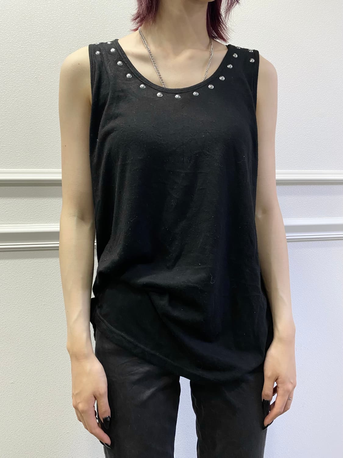 DIGDEEP] Stud Detail Punk Sleeveless 상품이미지2