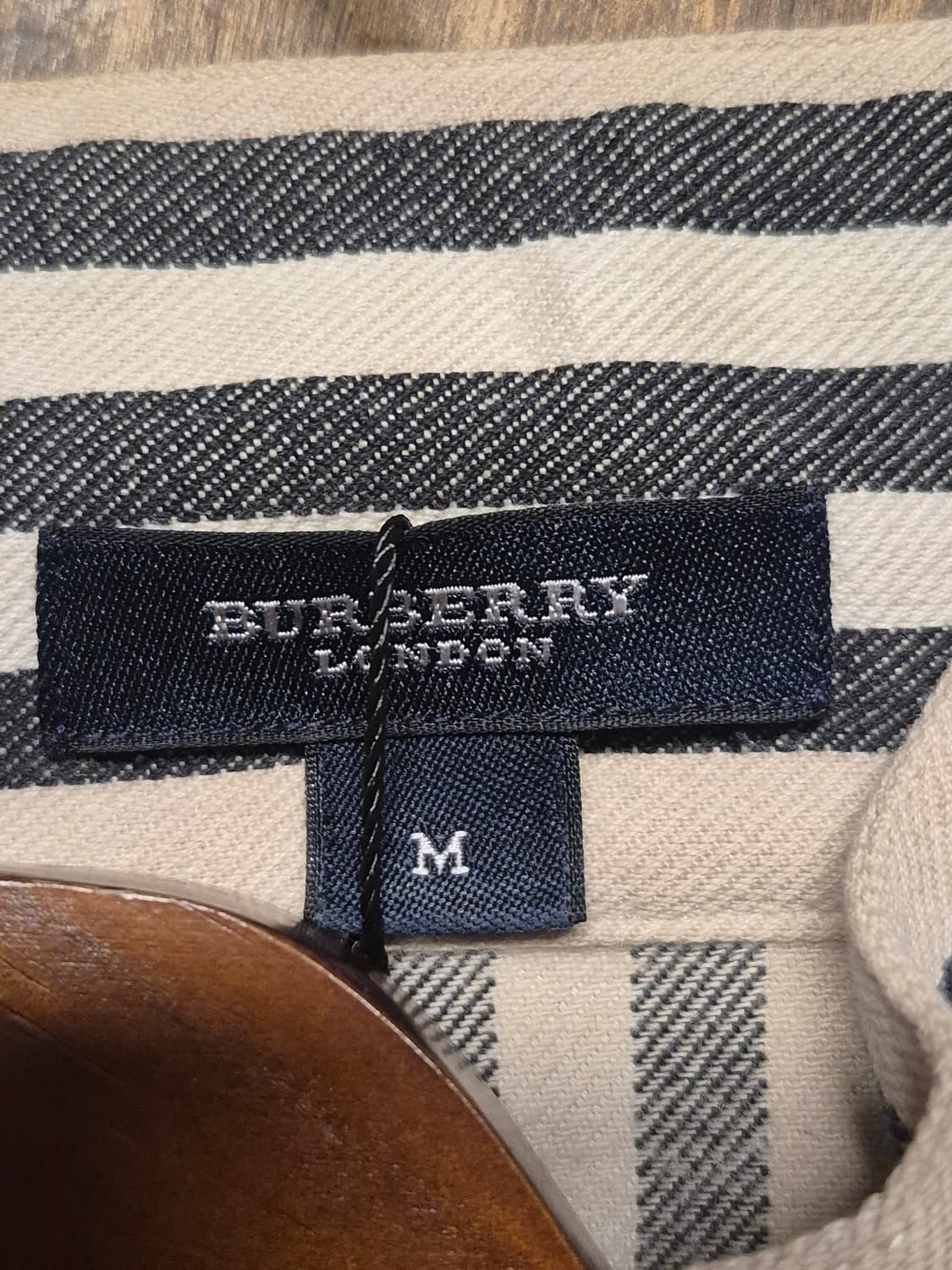 BERBURRY TWO-WAY SHIRT  상품이미지5