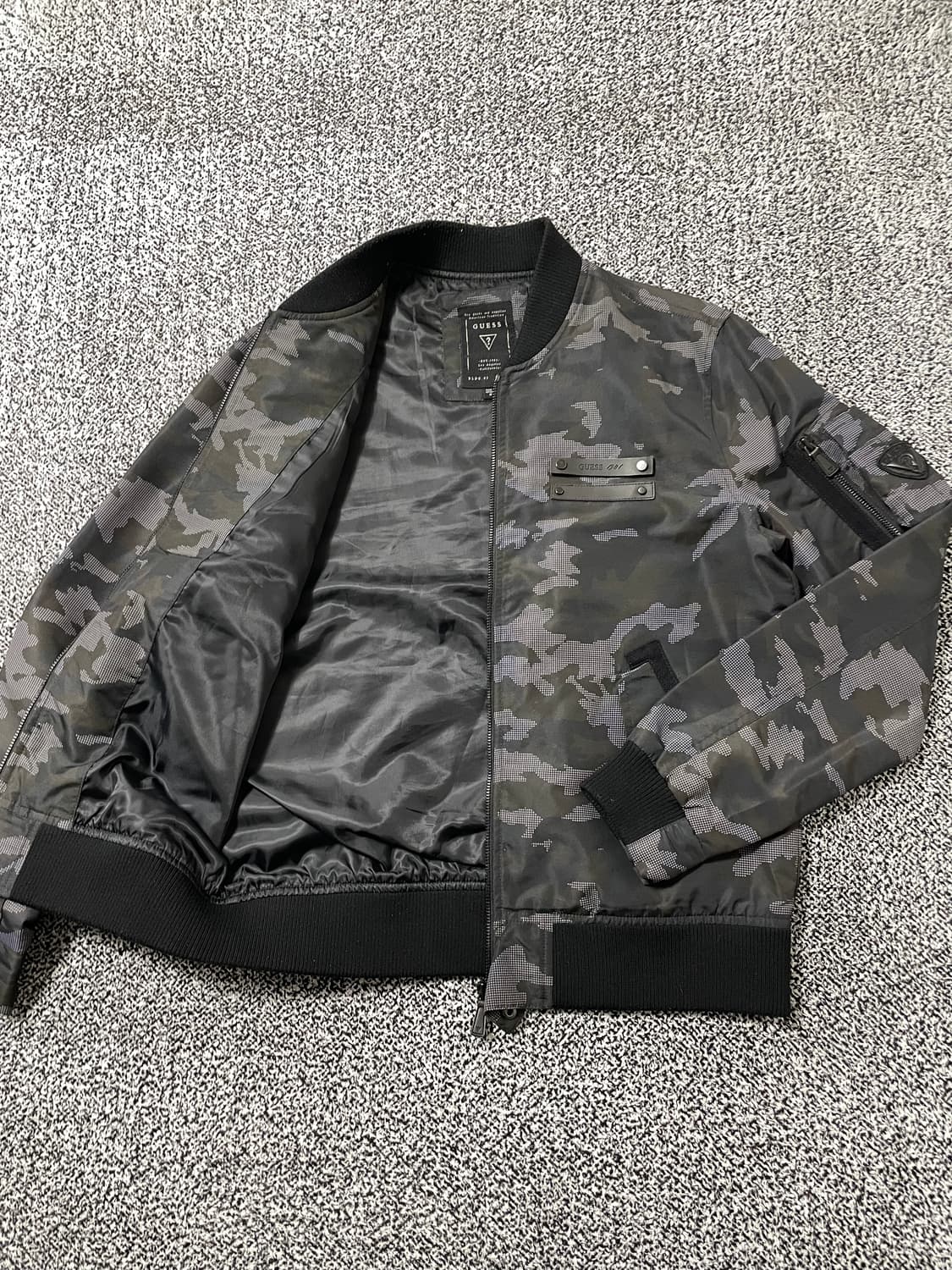 빈티지9. 게스 guess 카모플라쥬 바람막이 항공 점퍼 상품이미지3