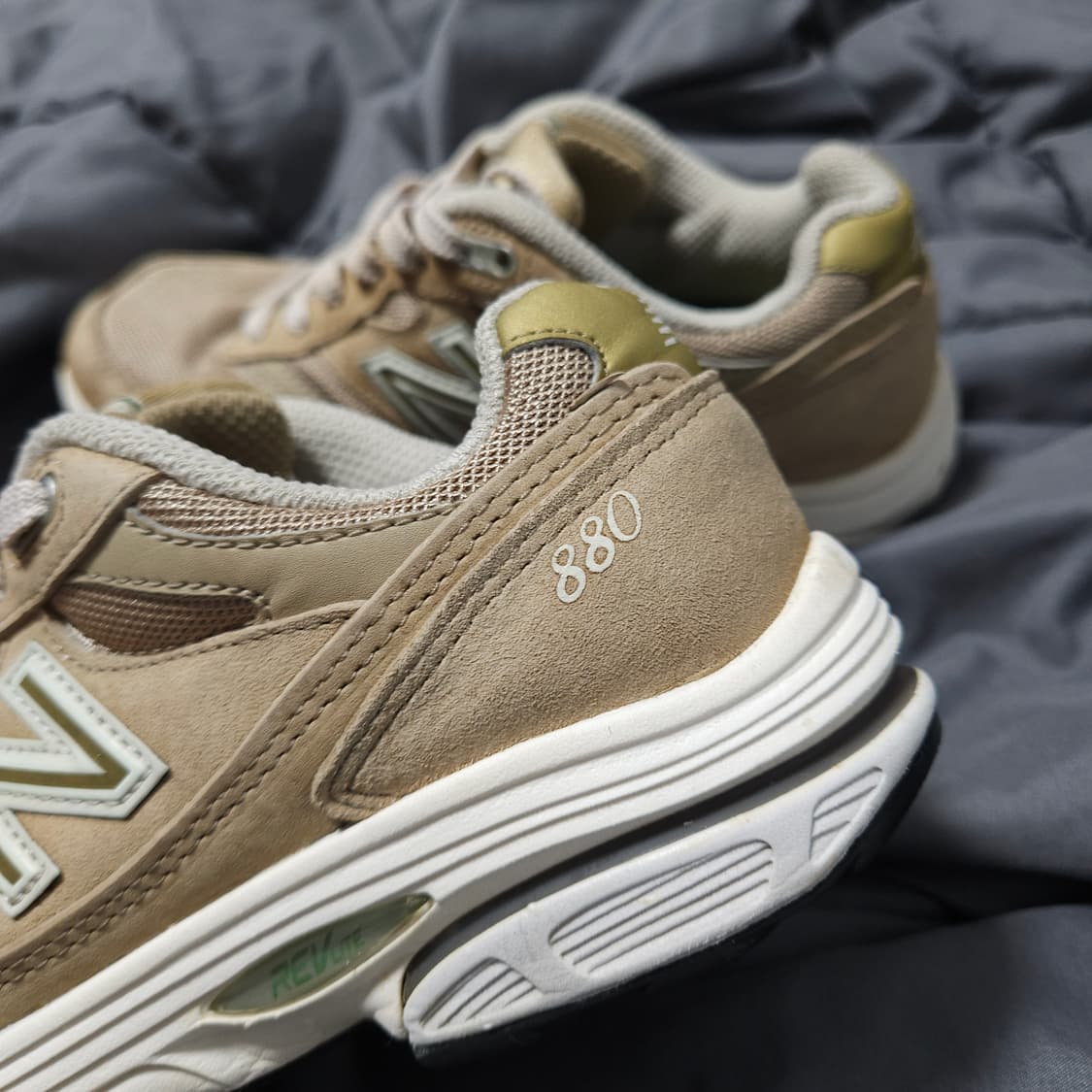 230 ) 뉴발란스 880 베이지 상품이미지5
