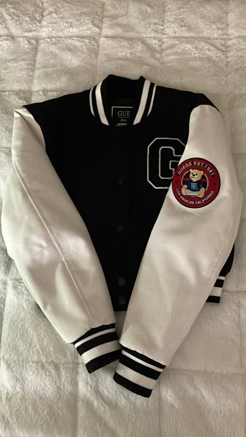 게스 야구 점퍼 상품이미지1