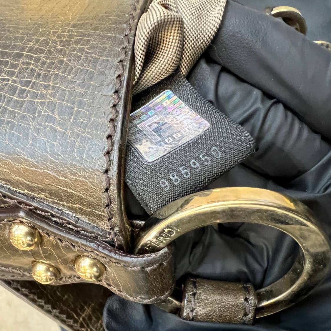 펜디 밍크 퍼 쉐프백 상품이미지10