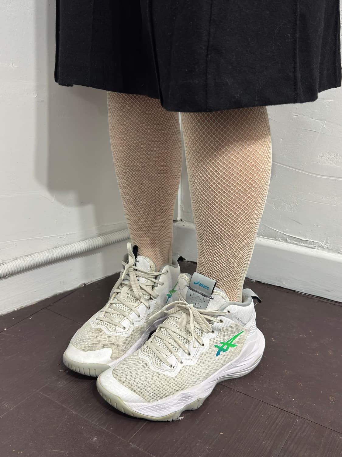 asics nova surge shoes 상품이미지1