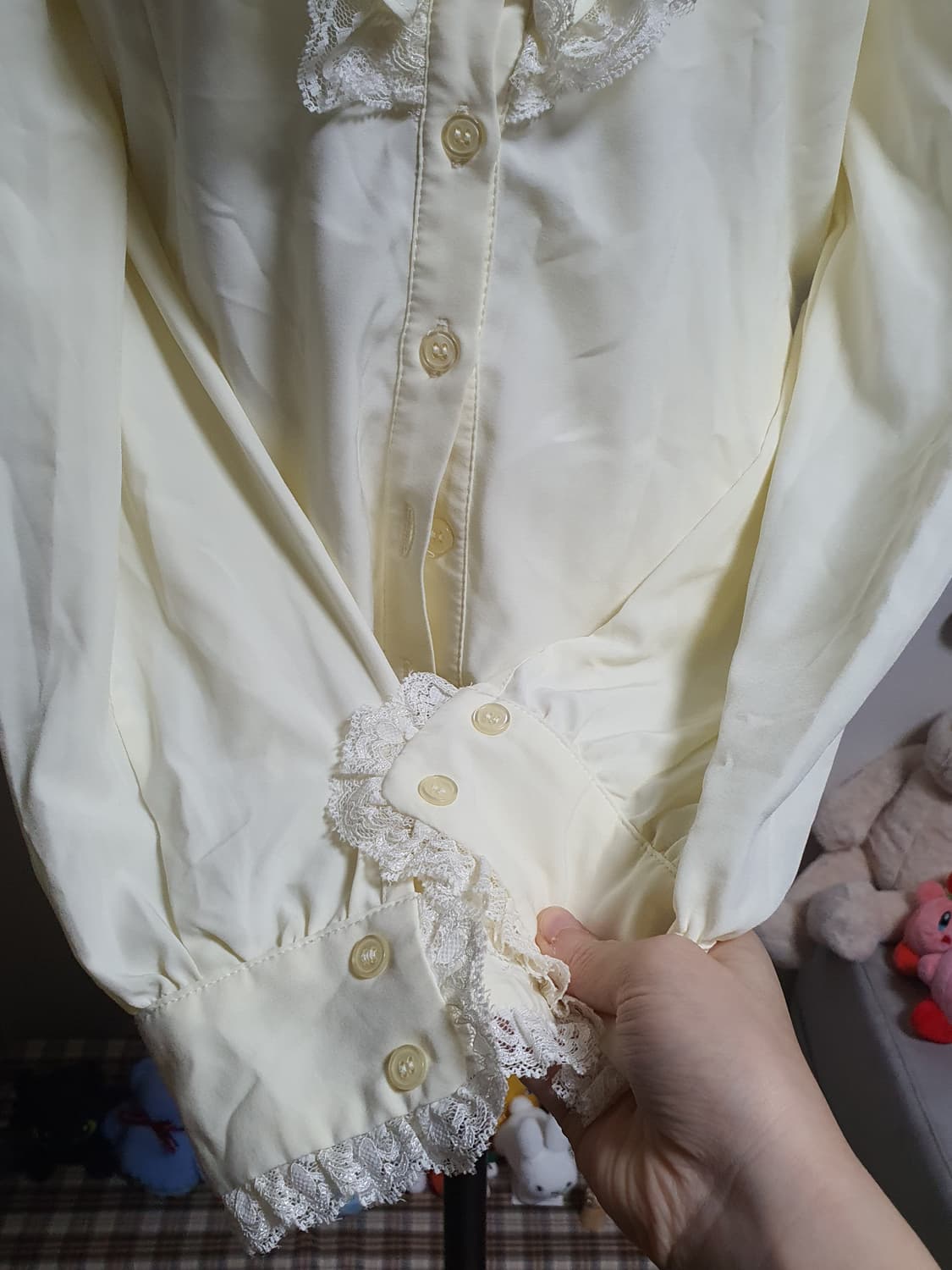 [지뢰계] 아이보리 레이스 프릴 블라우스 상품이미지4