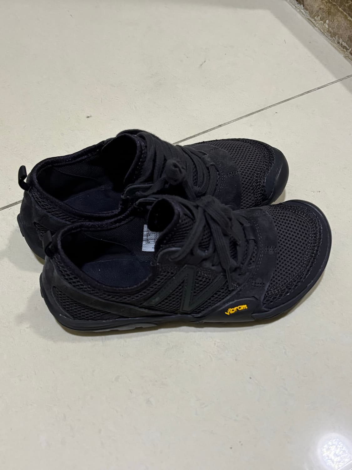 뉴발란스 미니머스 MT100 블랙 225 상품이미지2