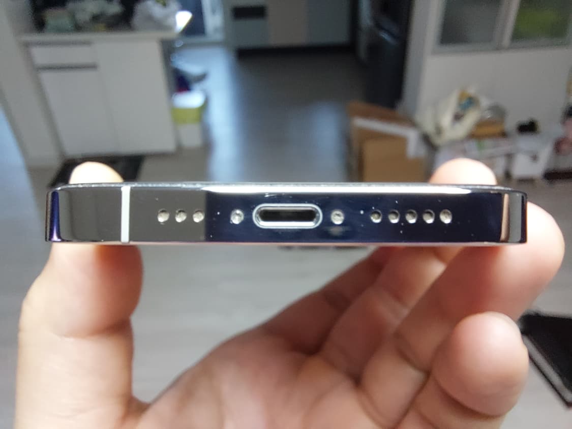 아이폰 13PRO 화이트 티타늄 512GB 홍콩판(무음카메라, 듀얼유심) 상품이미지4