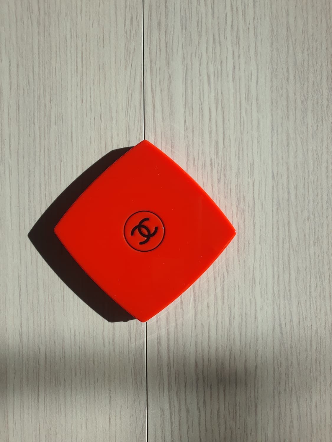 샤넬거울 코랄레드 새상품 정품 거울 상품이미지5