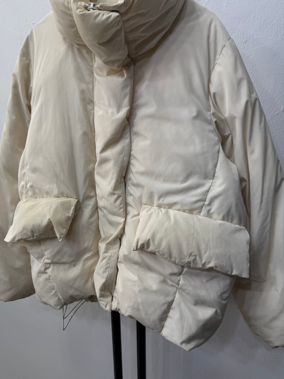 정품) 구호플러스 23ss 여성 숏패딩 F 상품이미지3