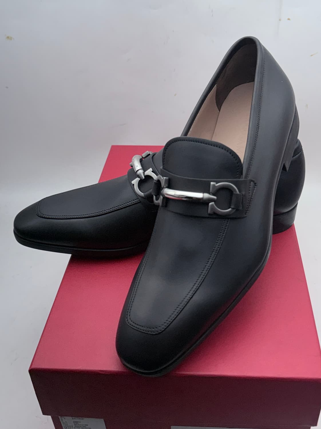 정품)페라가모250 상품이미지5