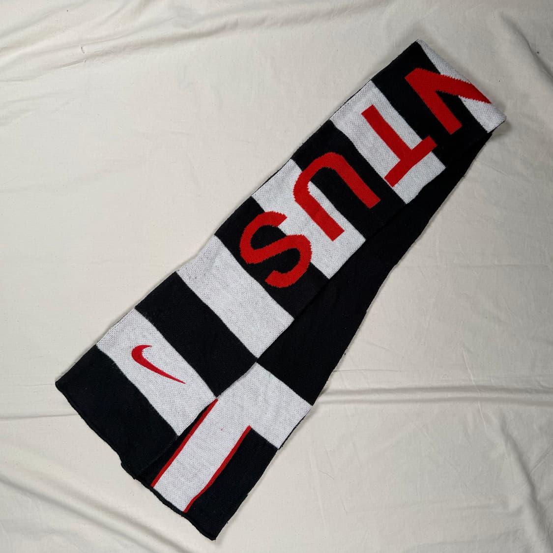 나이키 유벤투스 축구 머플러 목도리 상품이미지3