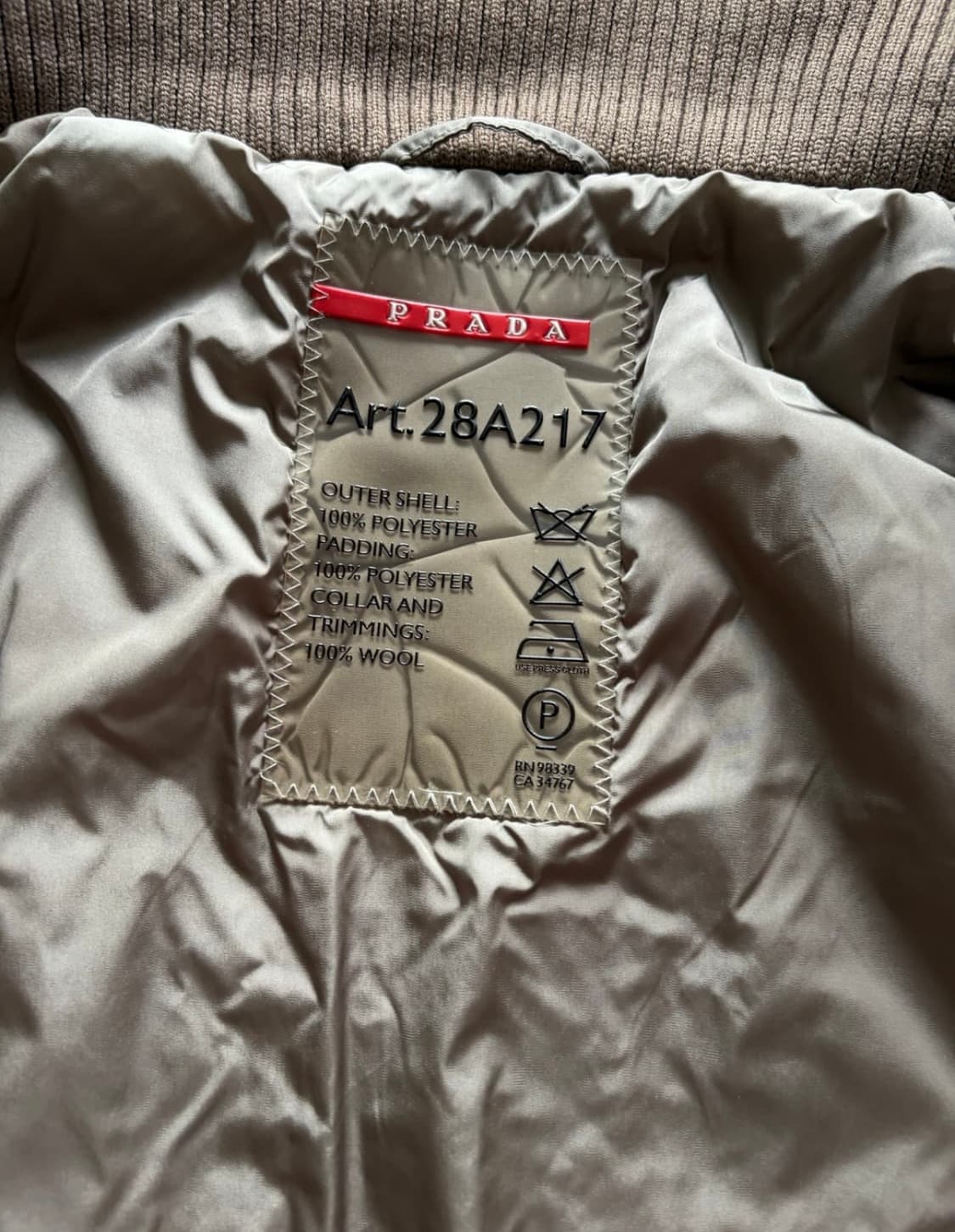 프라다 스포츠 고어텍스 자켓 상품이미지4