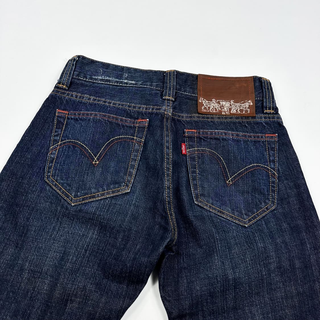 28 리바이스 og 여성 웨스턴 스트레이트 데님팬츠 상품이미지3