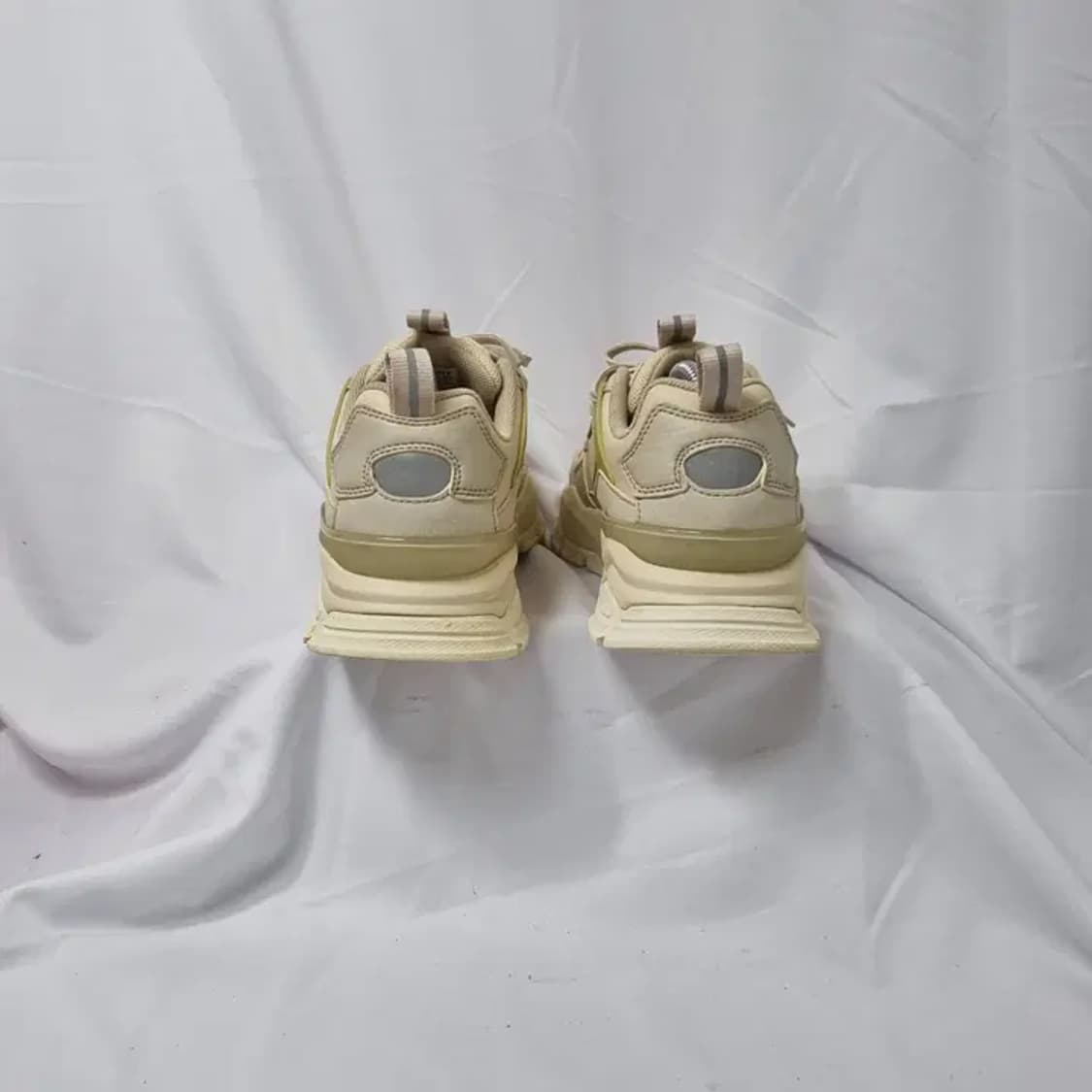 240 디스커버리 버킷 디워커 V2 스니커즈 운동화 상품이미지3