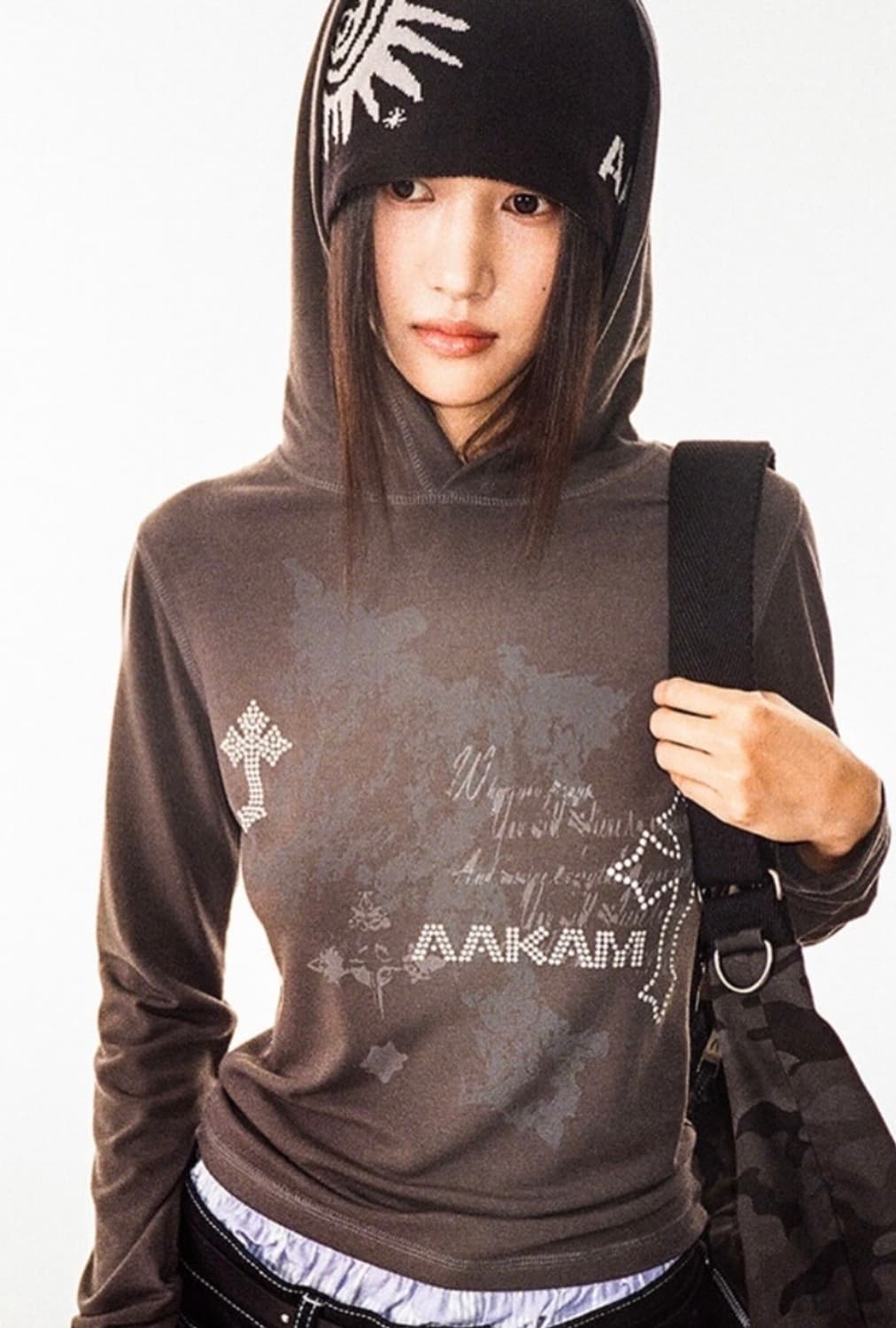 Studded Cross Hooded Long Sleeve (Beige) 상품이미지3