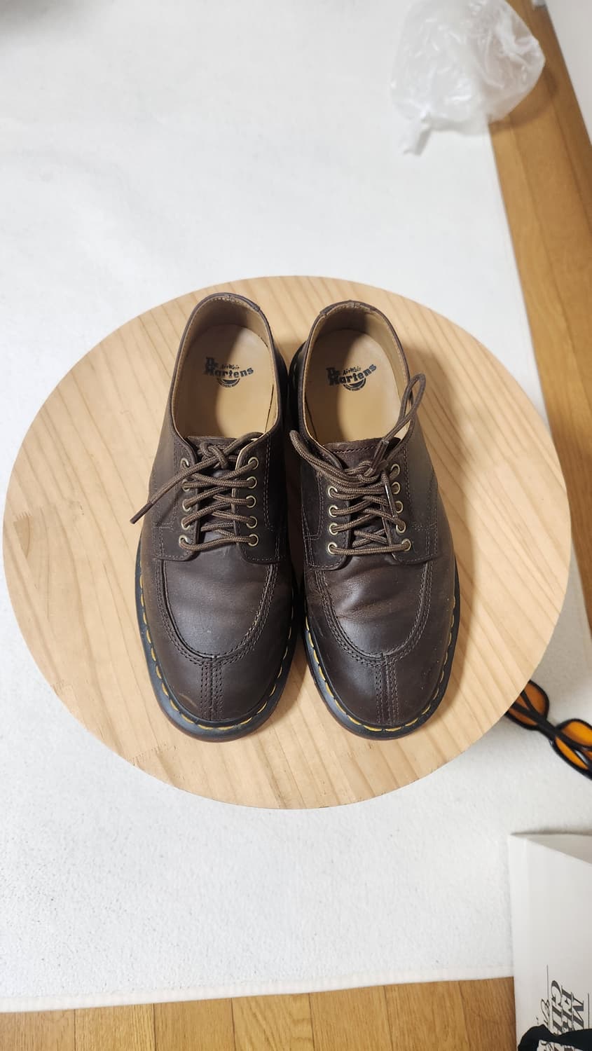 (거의새거)닥터마틴 2046 유팁 브라운 로퍼 250 상품이미지1