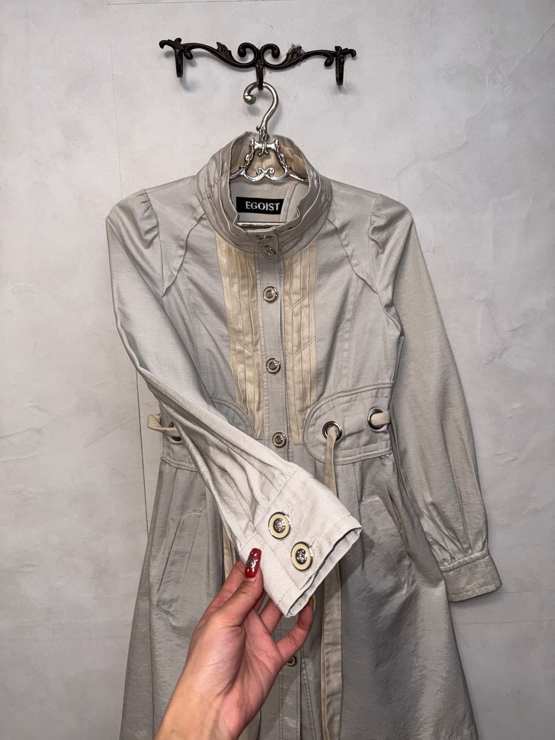 Egoist ivory satin laceup belt coat ops 상품이미지3