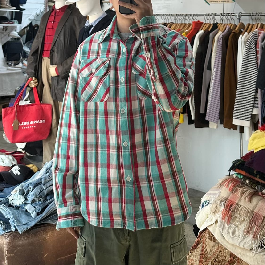 (착용컷) DEAR LAUREL 워크 체크 셔츠 (남성용 100) 상품이미지3