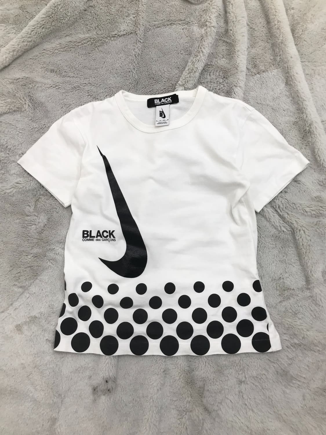 🖤 꼼데가르송 X 나이키 콜라보 도트 반팔 티셔츠 🖤 상품이미지9
