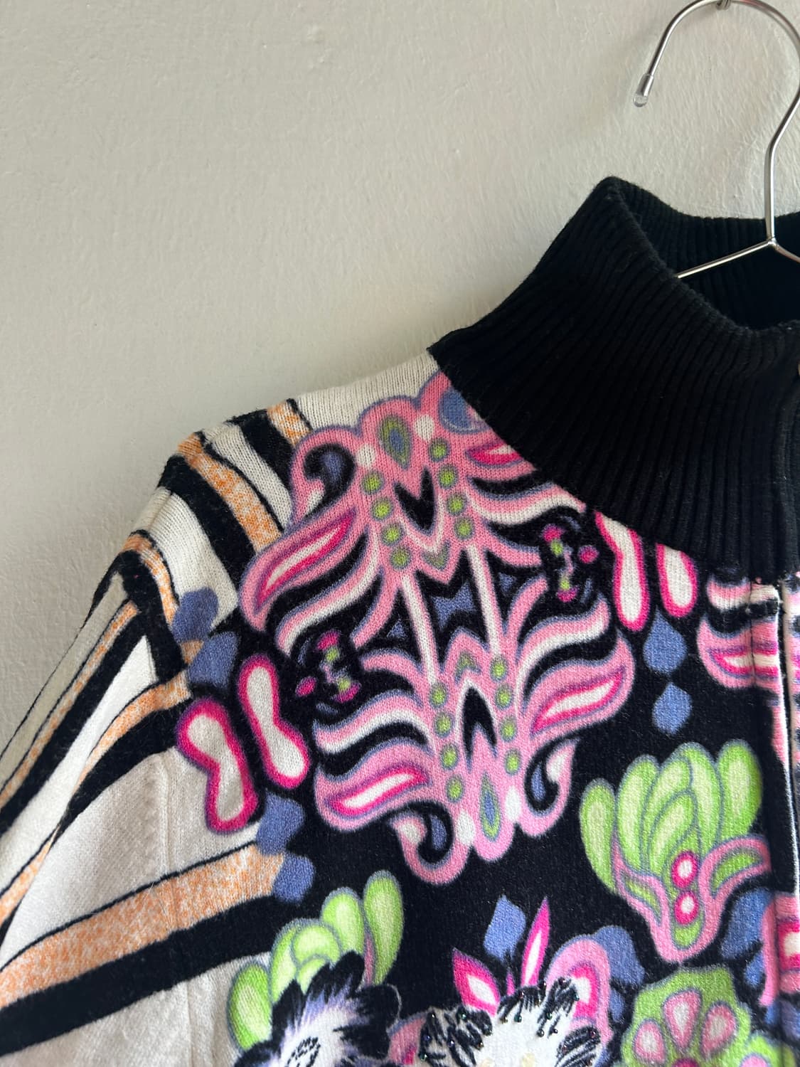 니트 집업 상품이미지2