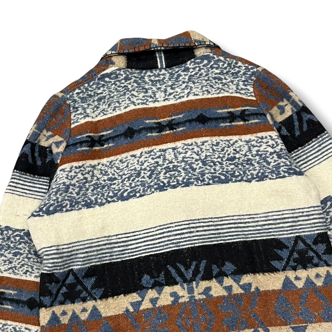 아도브로즈 에스닉 숄카라 울 가디건 s08612 상품이미지5