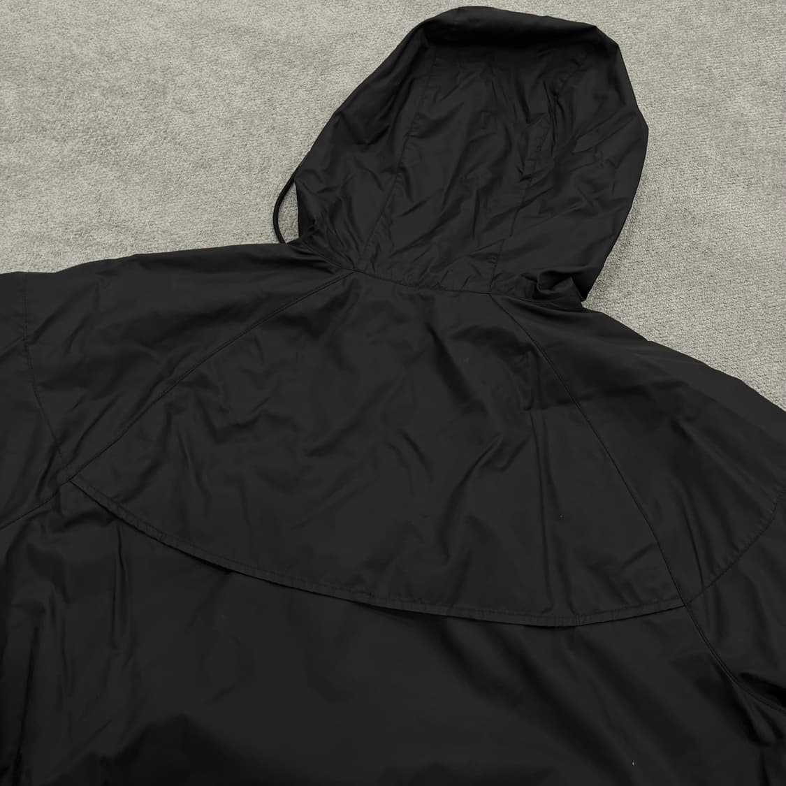 M 나이키 후드 바람막이 블랙 상품이미지3