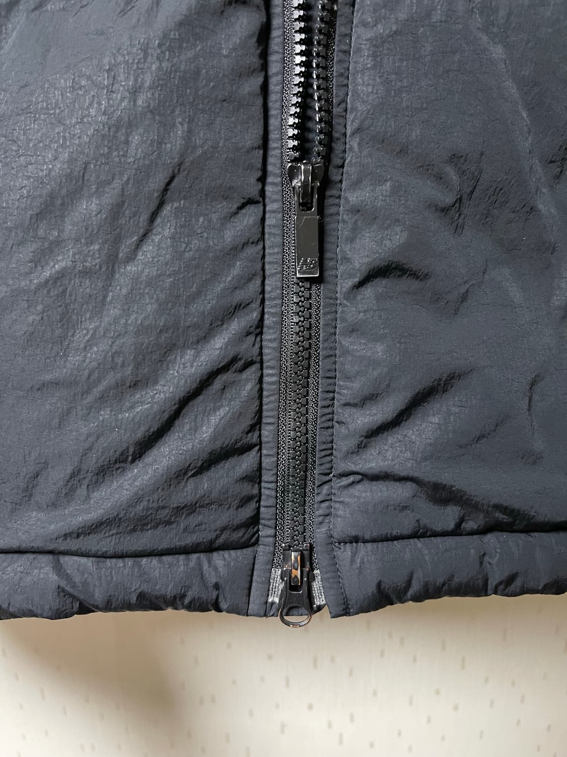 뉴발란스 UNI 액티브 숏 나일론 구스다운 자켓 상품이미지4