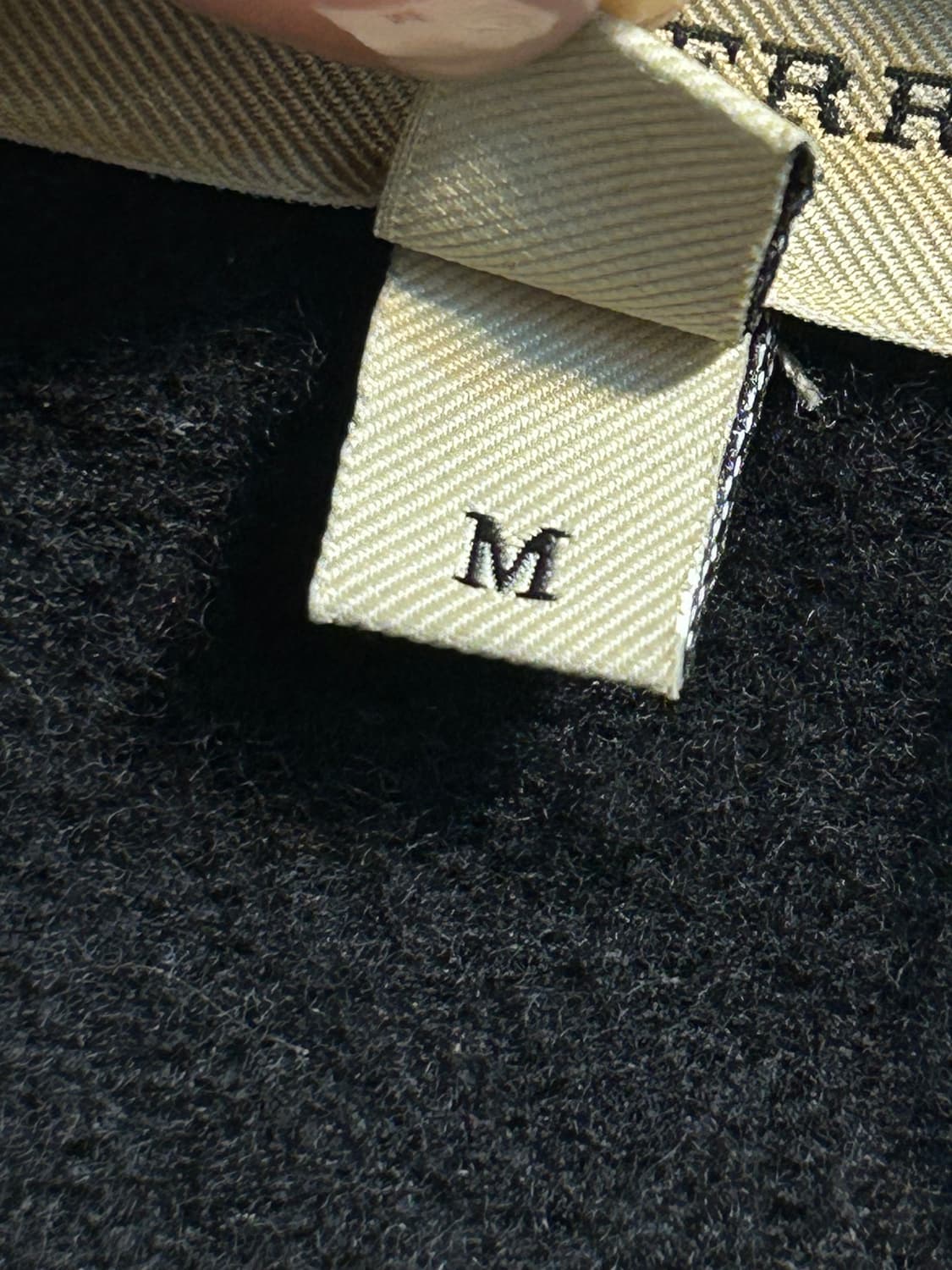 버버리 메리노 울 로고 니트 스웨터 상품이미지7