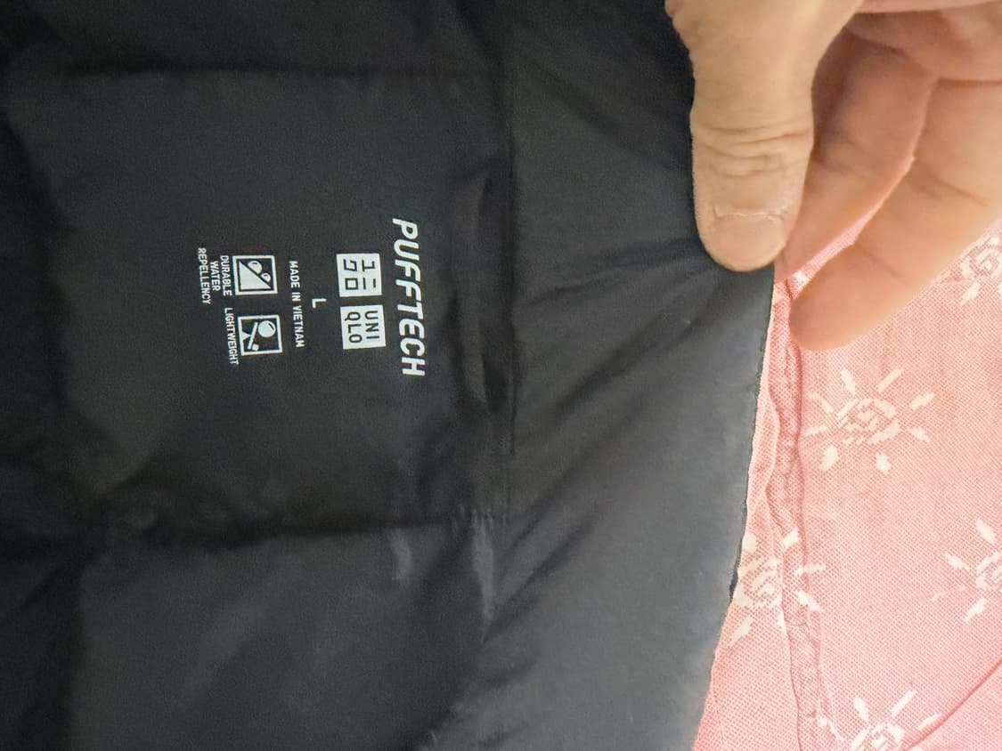 유니클로 퍼프테크 베스트 블랙 L사이즈 새상품급 판매 상품이미지4