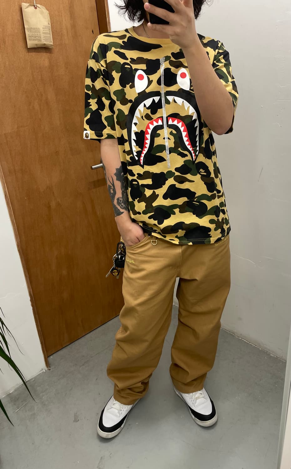 A BATHING APE 1st Camo Shark T-shirt 상품이미지2