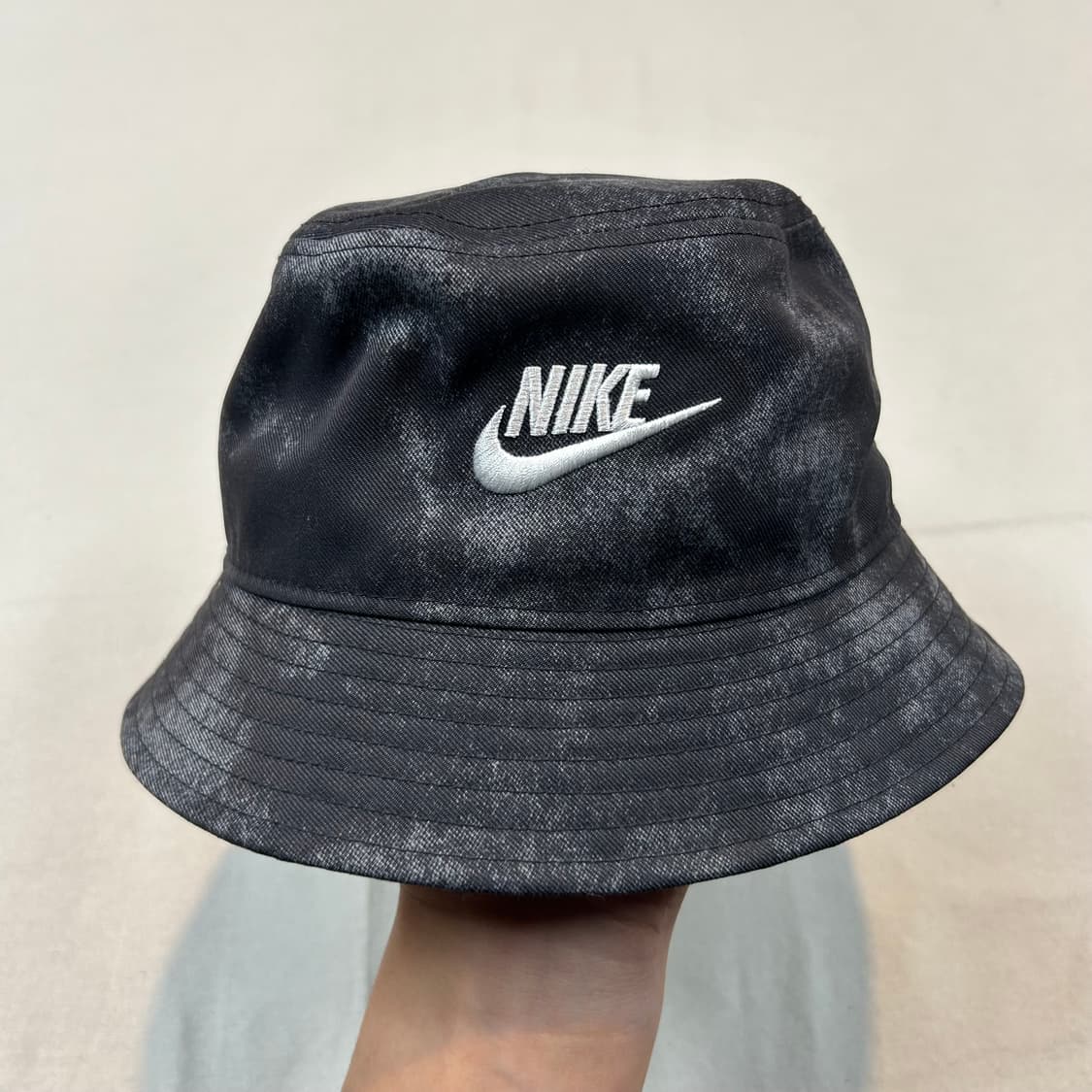 S/M 나이키 블랙 타이다이 버킷햇 상품이미지2