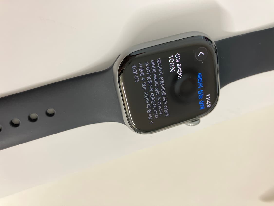 애플워치11 스페이스그레이 42mm + 정품 스포츠밴드 블랙 상품이미지2