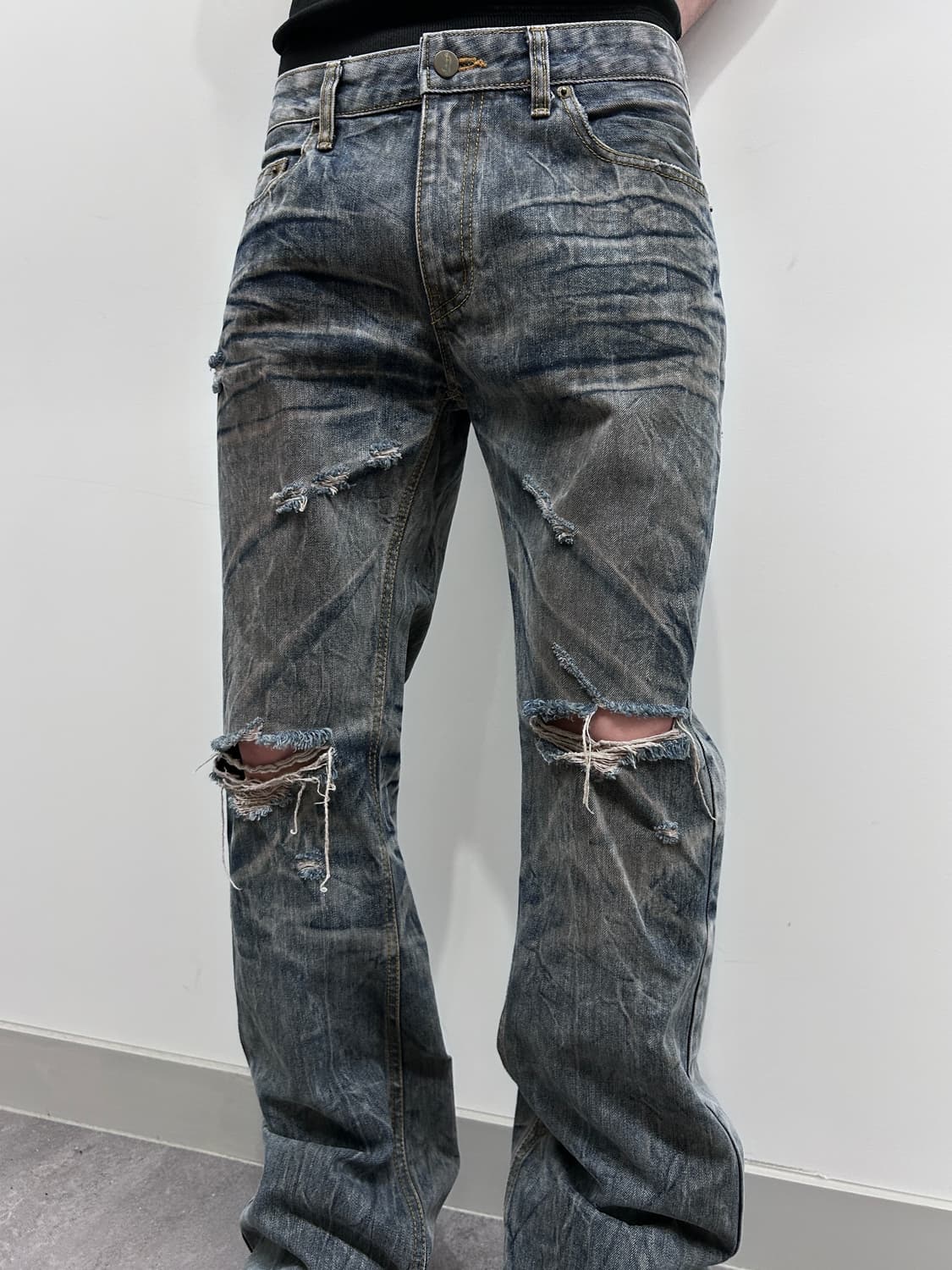 00‘s JPN S.U.E 플레어 하드 워싱 데님 상품이미지3