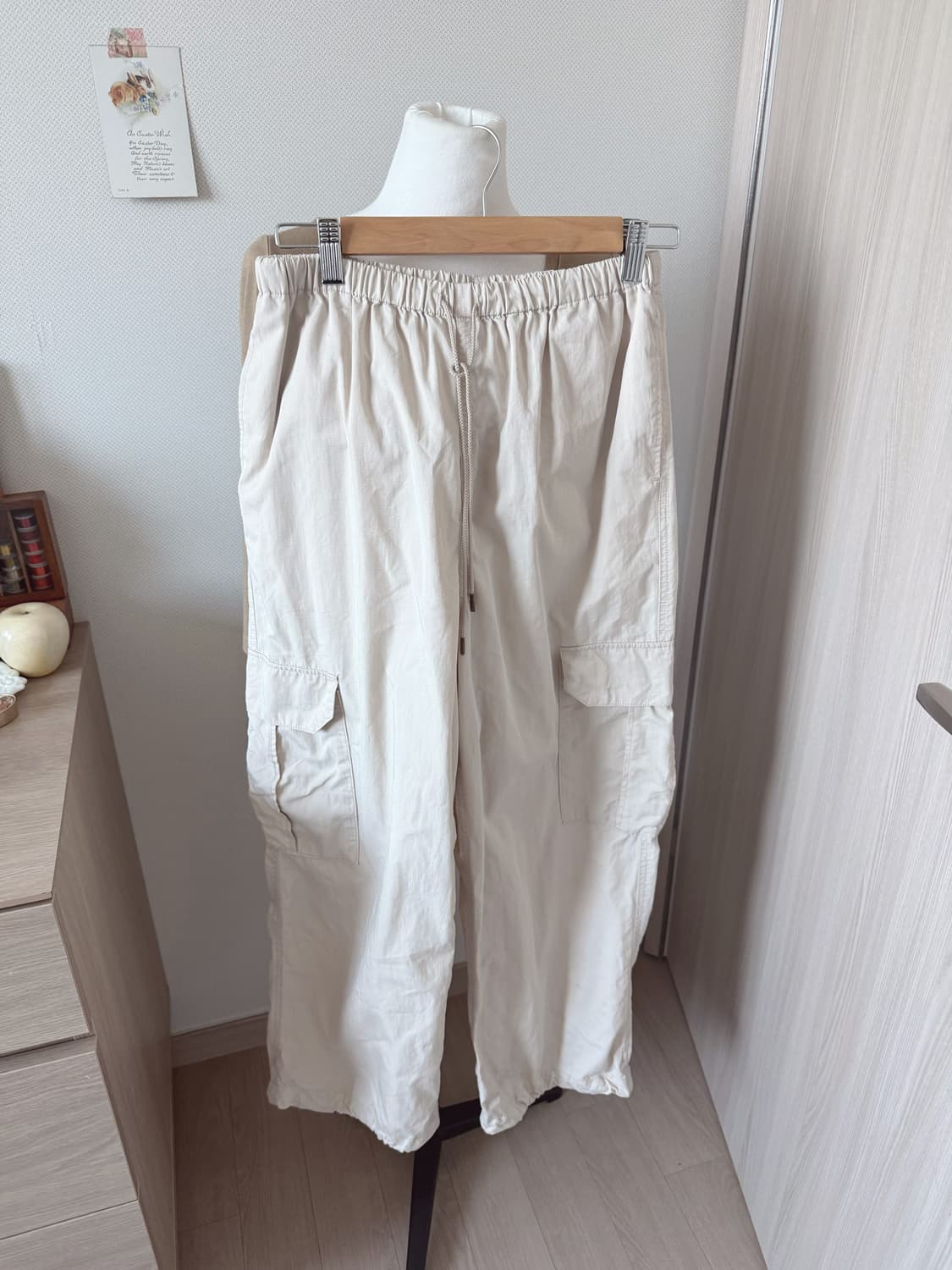 연한 베이지 카고바지 상품이미지2