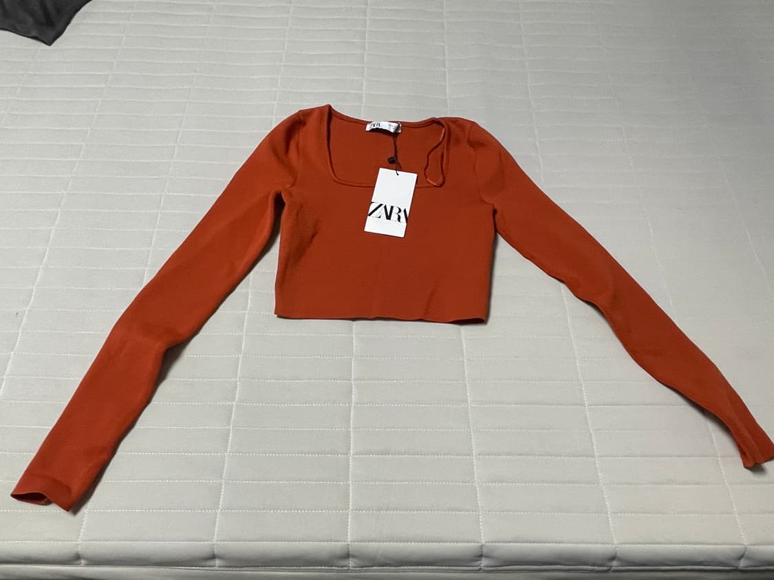[새상품]ZARA 니트 크롭탑 오렌지 S 상품이미지1