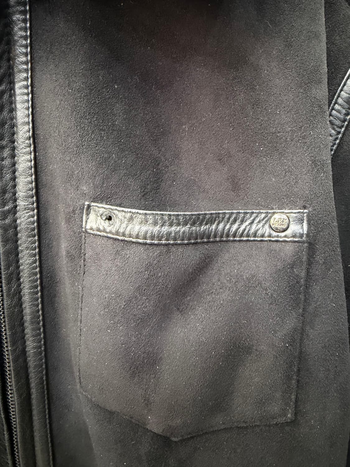 정품) Lee 리 무스탕 블랙 스웨이드 자켓 95 상품이미지4