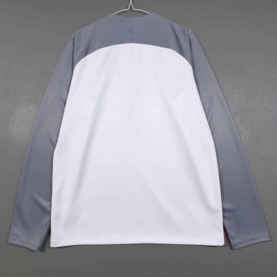 가슴 단면 : 50
총장 길이 : 73

16-17 시즌 아스널 홈 져 상품이미지8