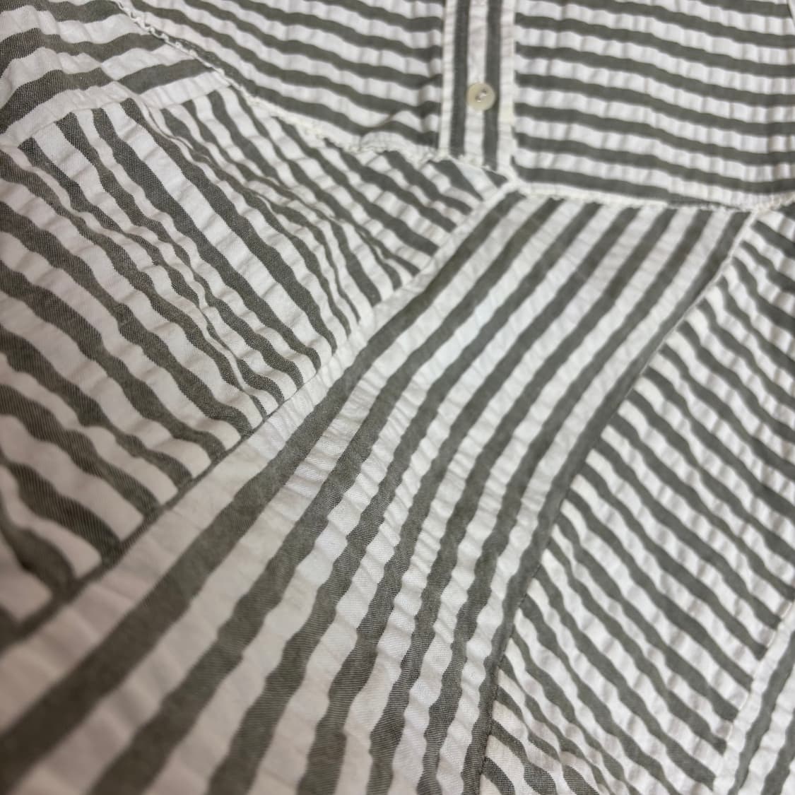 나이스클랍 스트라이프 민소매 블라우스 상품이미지5