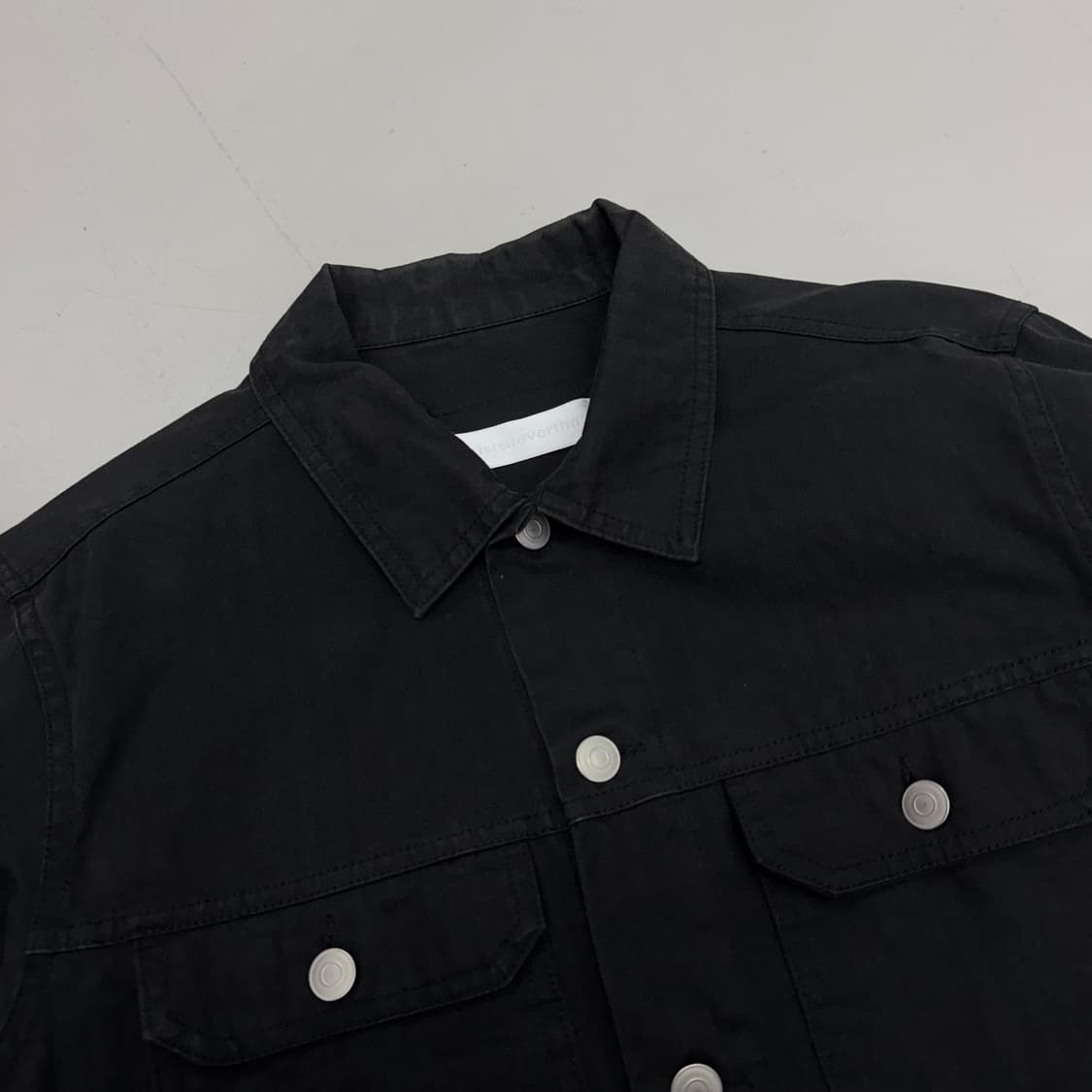 디스이즈네버댓 흑청 데님 트러커 자켓 상품이미지3