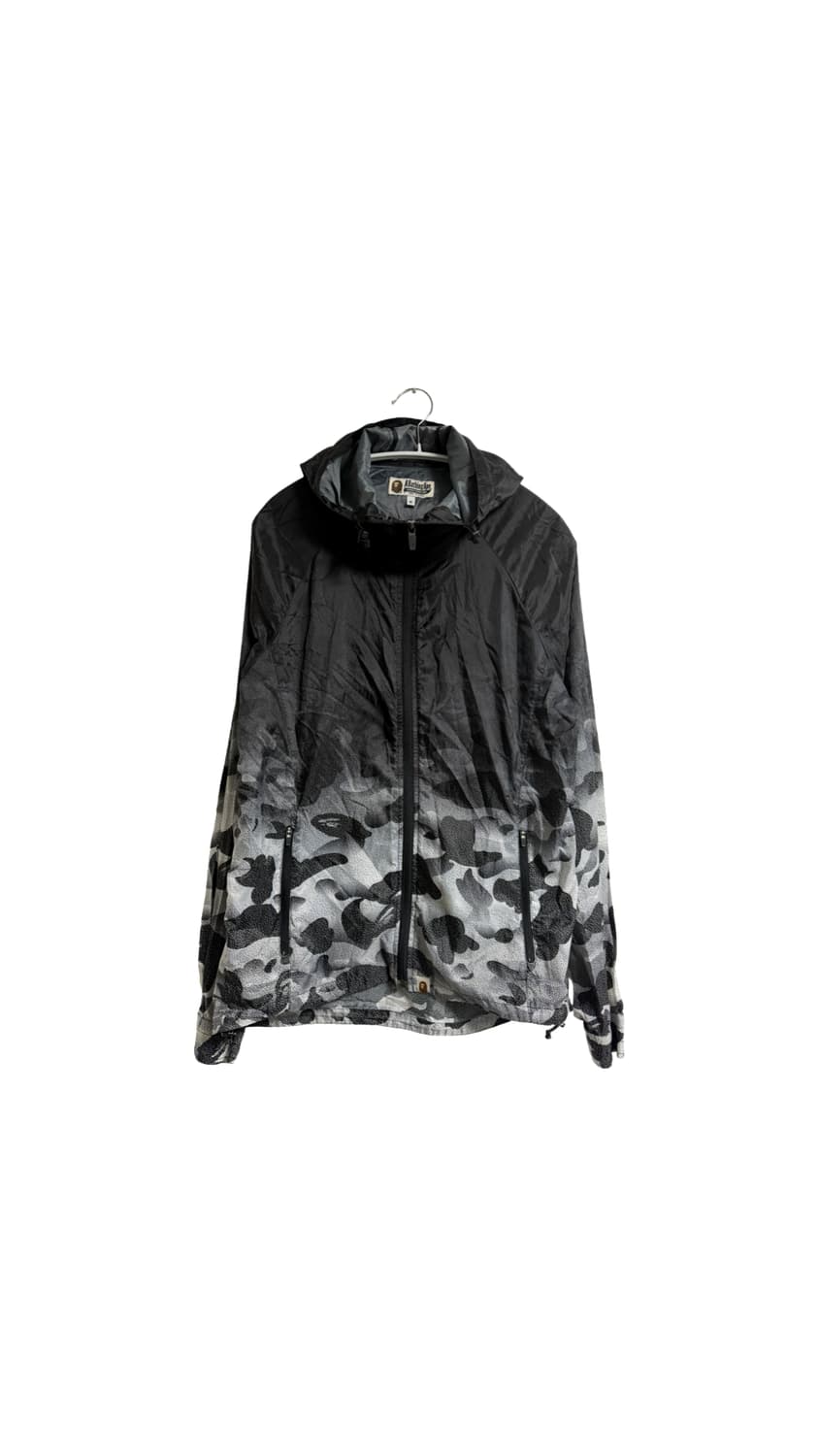 베이프 흑계 바람막이 상품이미지1